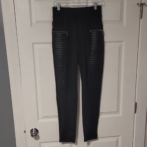 Black Women's Pants with Zipper Detail